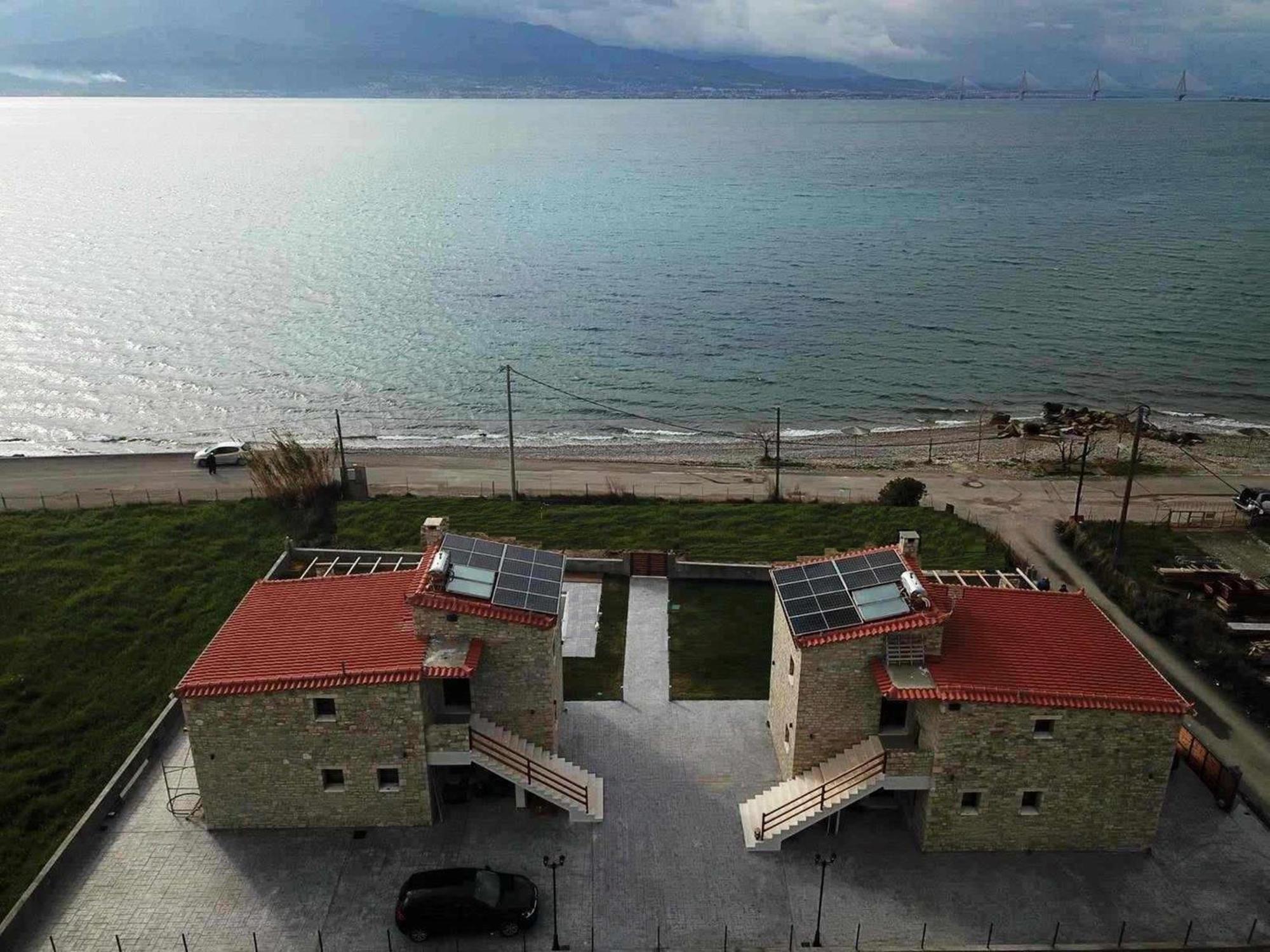 Santa Domenica Nafpaktos - Rooms And Apartments By The Sea Eksteriør billede