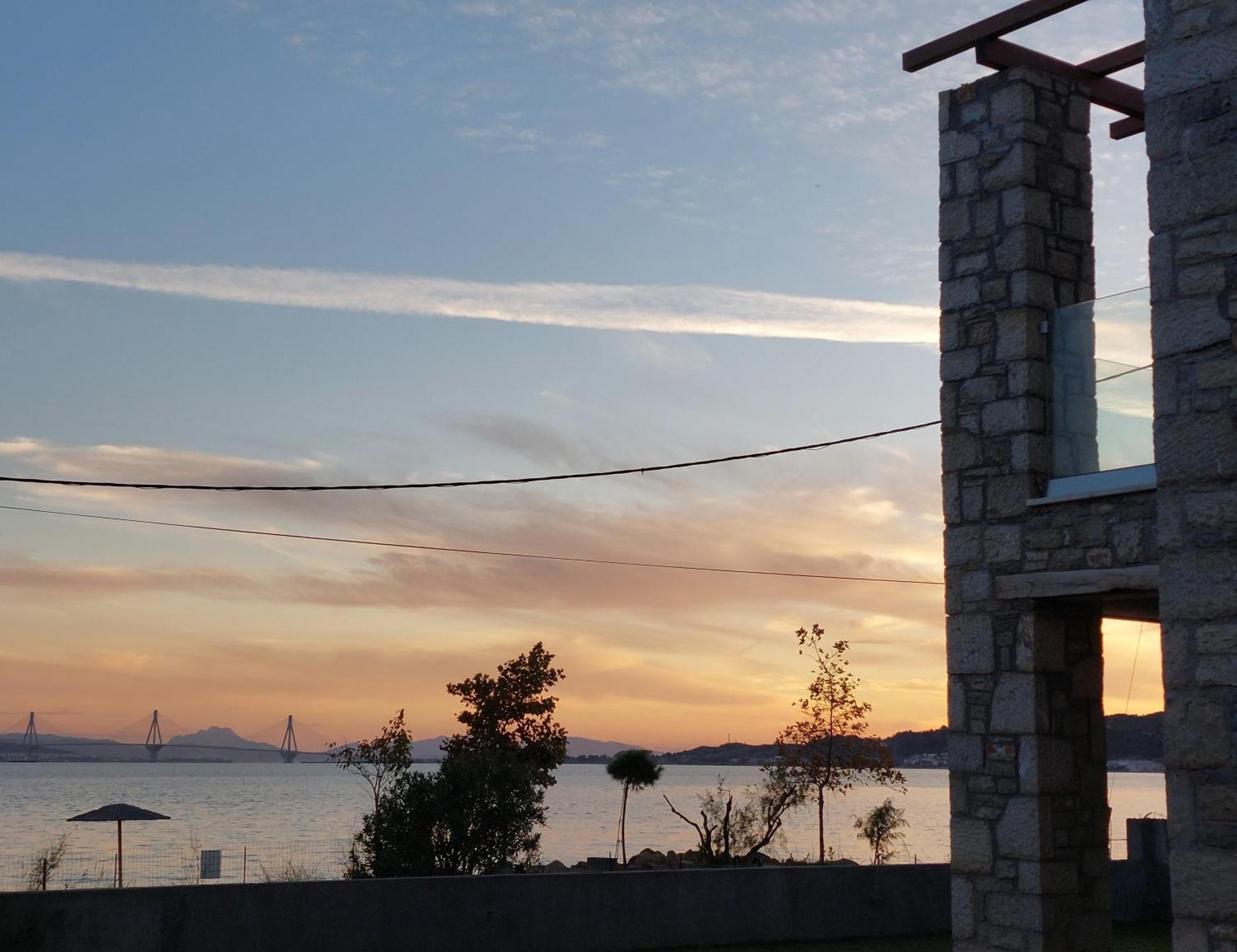 Santa Domenica Nafpaktos - Rooms And Apartments By The Sea Eksteriør billede