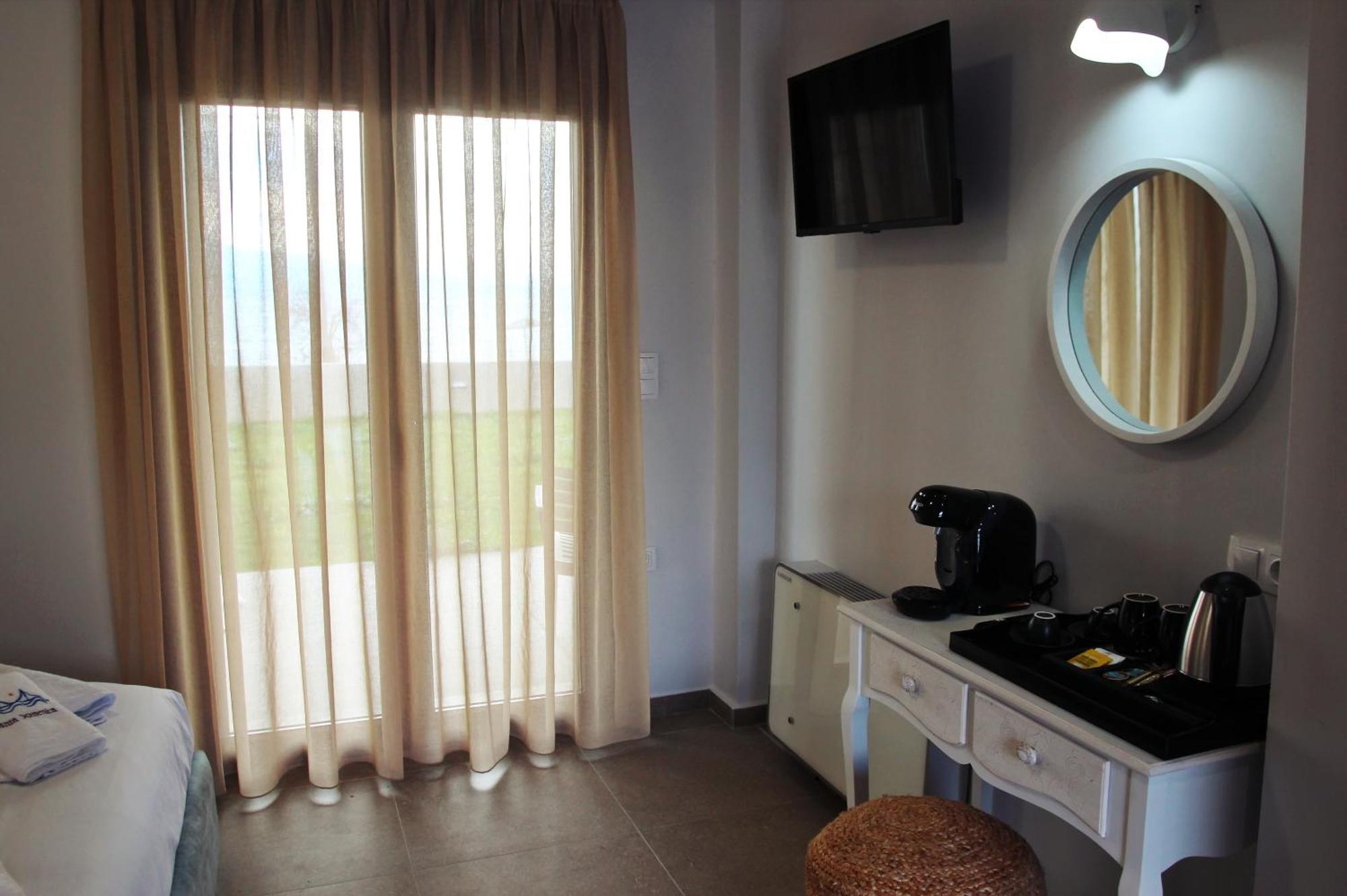Santa Domenica Nafpaktos - Rooms And Apartments By The Sea Eksteriør billede